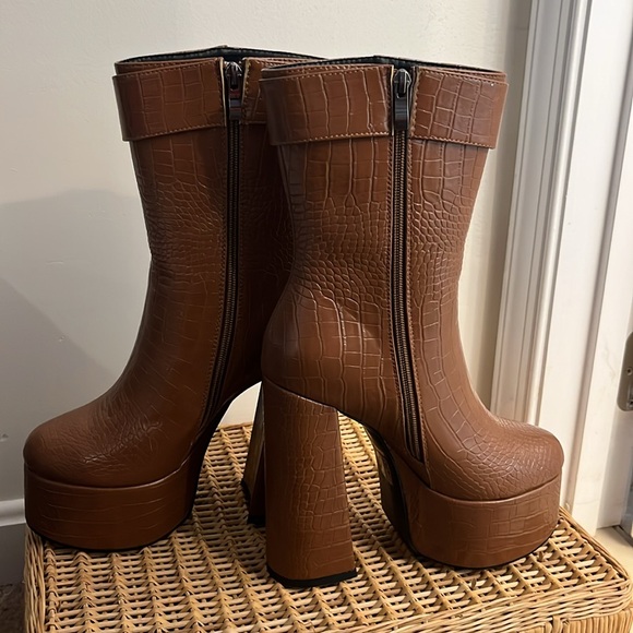 LONDON RAG Bumpy platform bootie NWOB - Picture 11 of 11